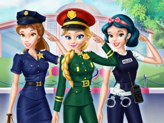 Disney Kızları Polis Akademisi